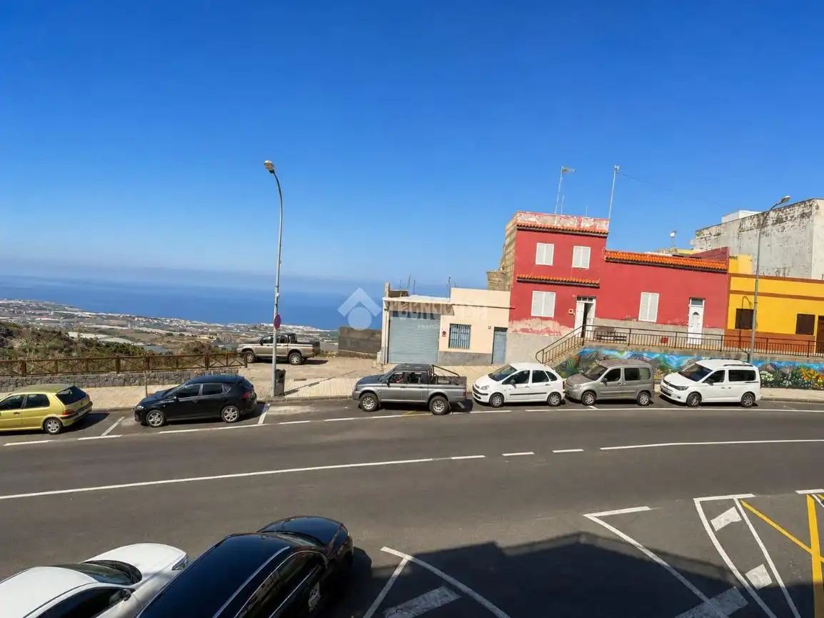 Vista exterior de Pis en venda en Guía de Isora