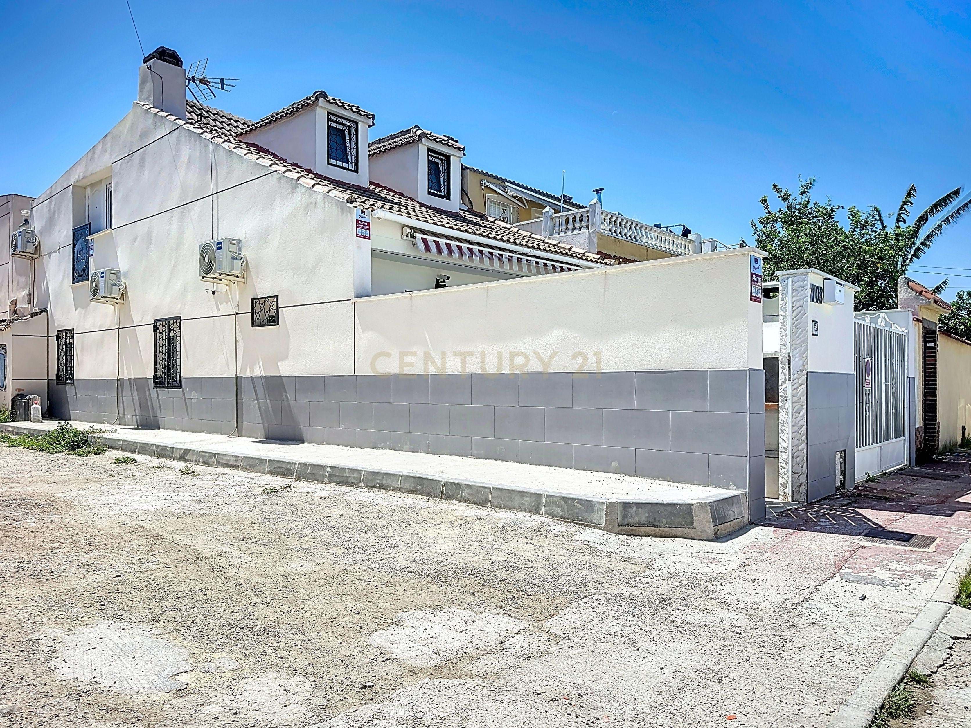 Casa o chalet en venta en Calle de las Azucenas, 703, Torrevieja, Spain, -1, Zona Carrefour - Urbanizaciones