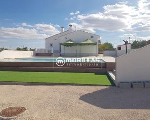 Piscina de Casa o xalet en venda en Caravaca de la Cruz amb Aire condicionat, Calefacció i Jardí privat