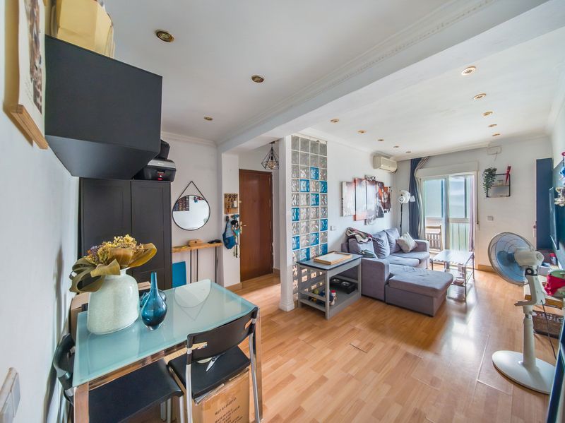 Living room of Flat for sale in  Madrid Capital  with Air Conditioner, Heating and Terrace