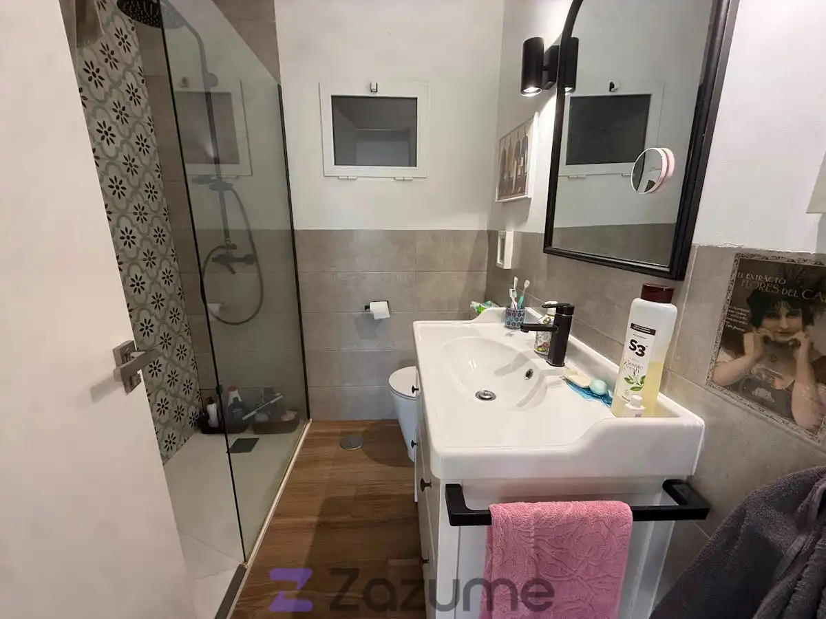 Bathroom of Flat for rent in Alicante / Alacant  with Air Conditioner, Terrace and Furnished