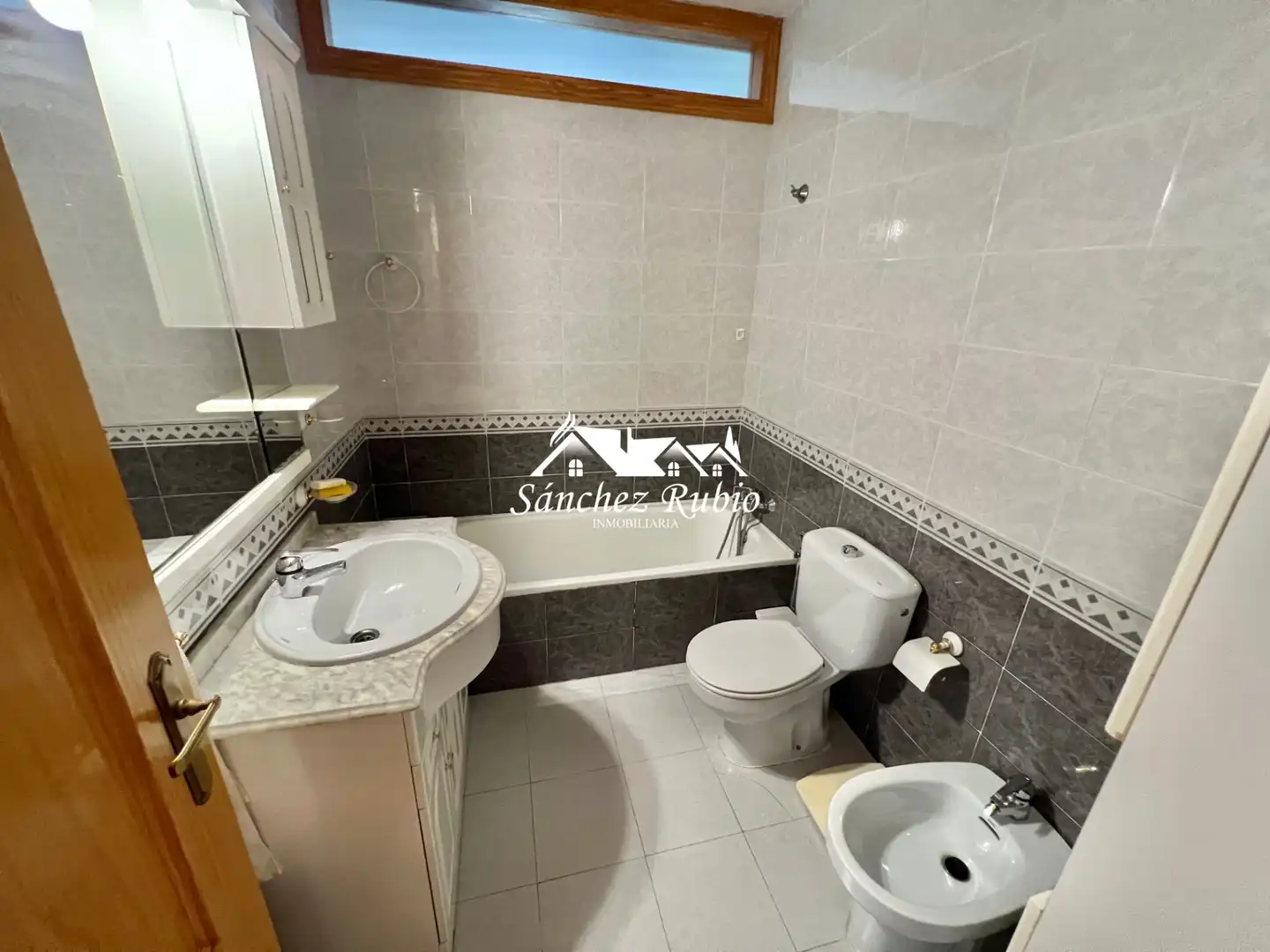 Bathroom of Houses for sale in Galapagar  with Heating, Private garden and Parquet flooring