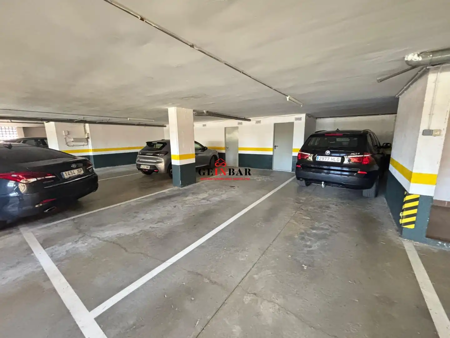 Aparcament de Dúplex en venda en Sant Andreu de Llavaneres amb Calefacció, Jardí privat i Parquet