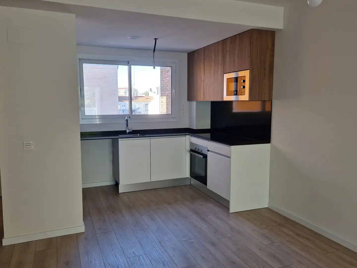 Kitchen of Flat for sale in Zaragoza  with Air Conditioner, Heating and Parquet flooring