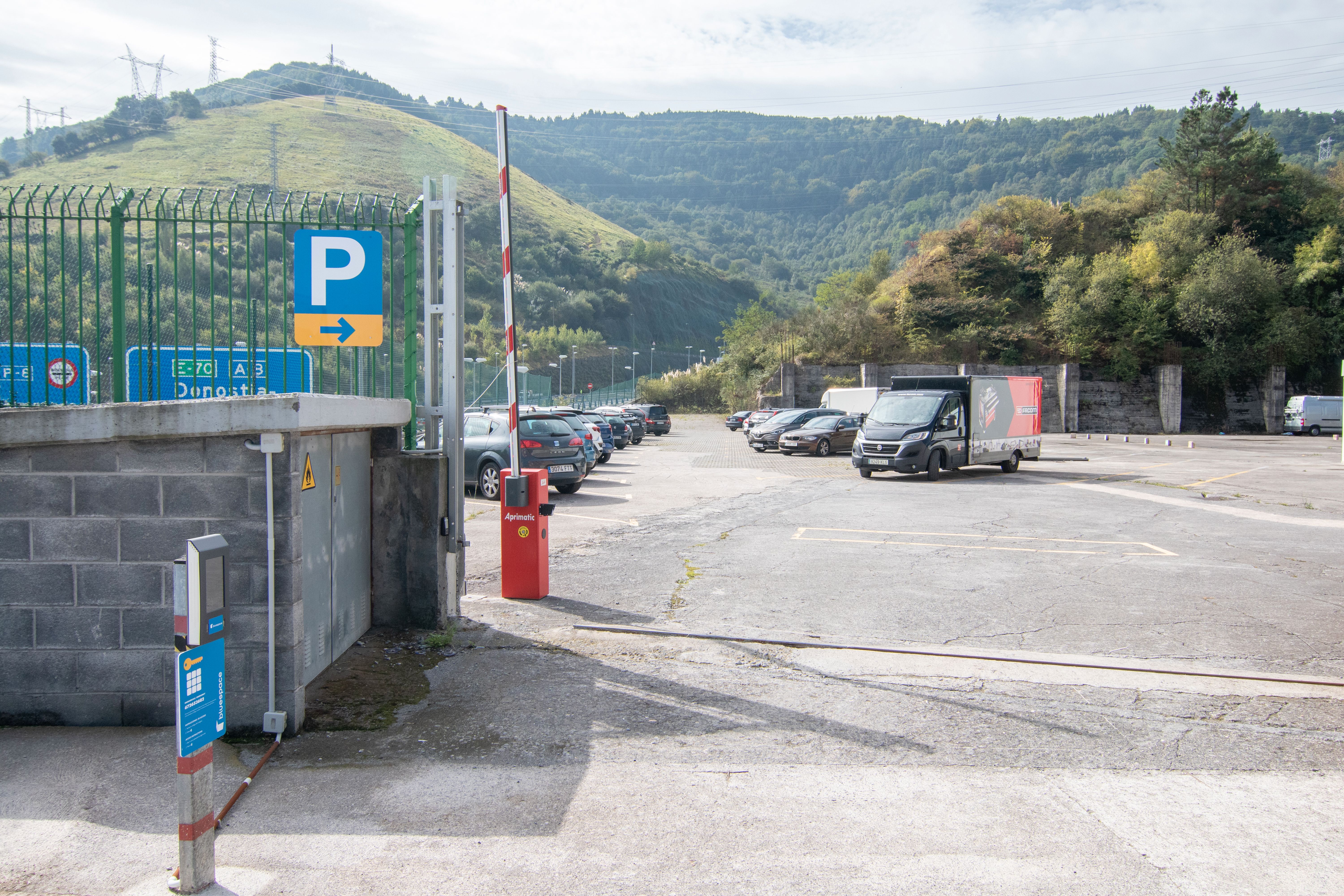 Aparcament de Garatge de lloguer en Bilbao  amb Alarma
