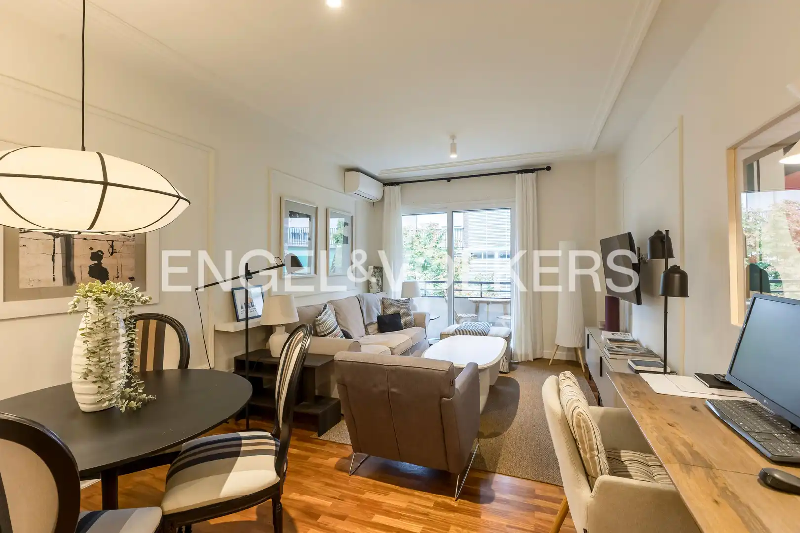 Exterior view of Flat for rent in Madrid  with Air Conditioner, Heating and Terrace