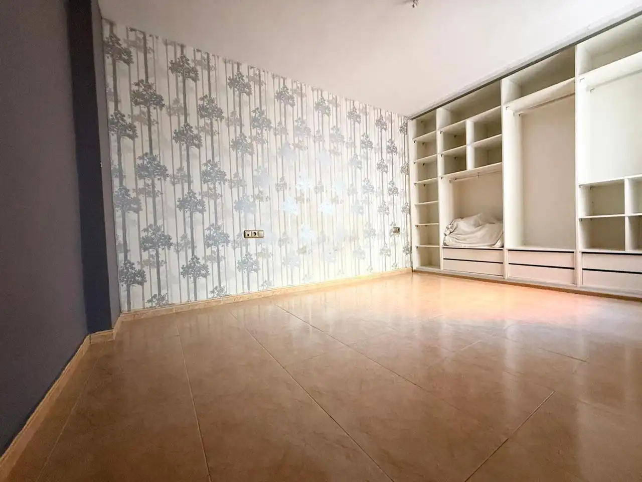 Bedroom of Flat for sale in Melilla