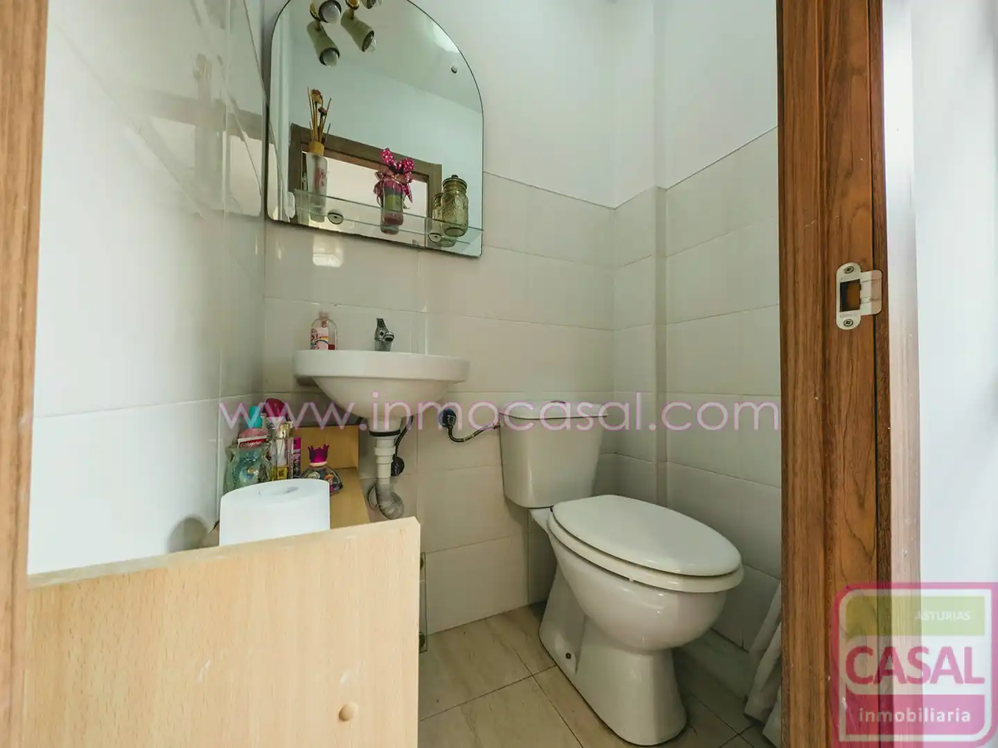 Bathroom of Flat for sale in Langreo  with Heating and Terrace