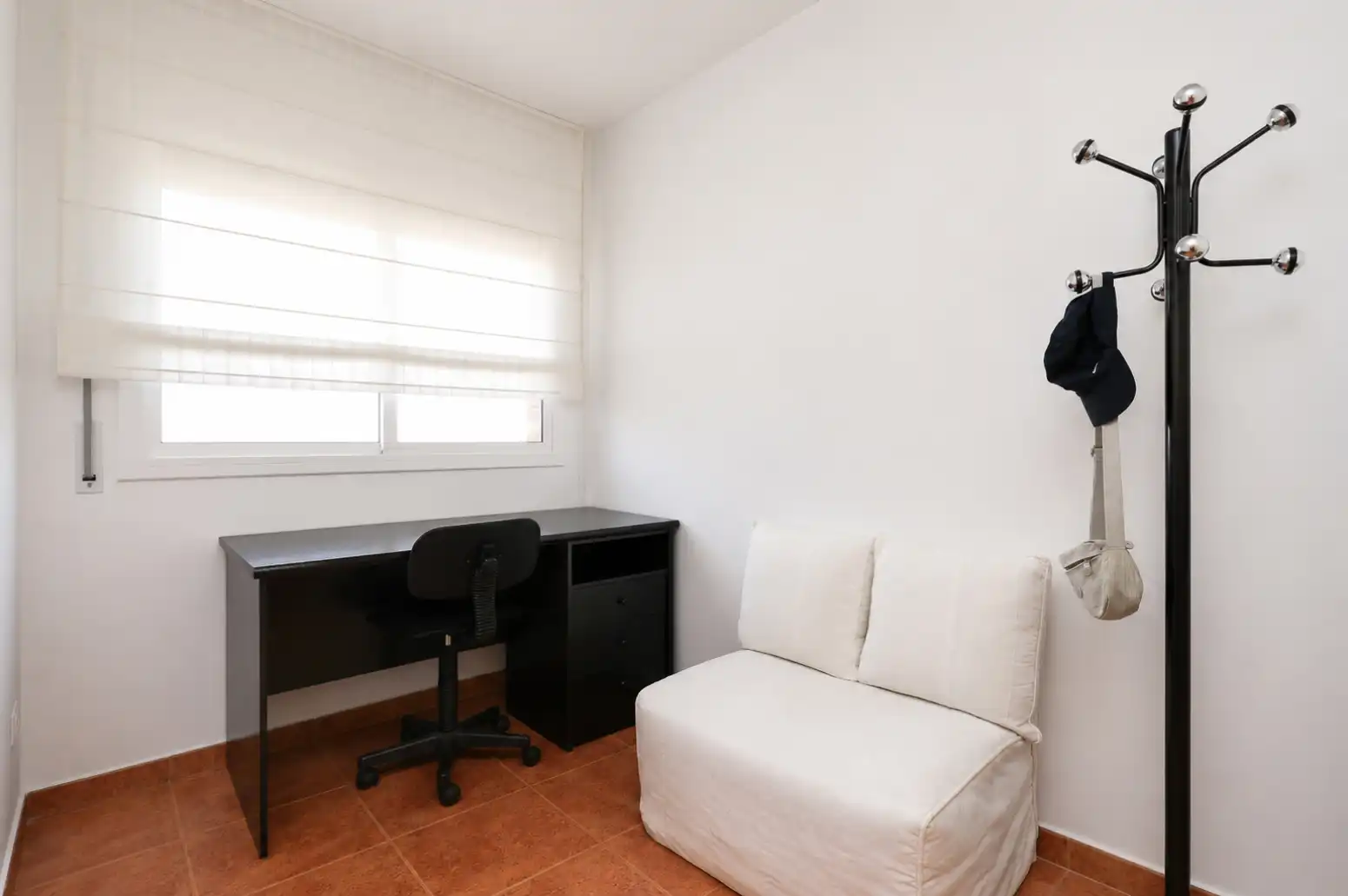 Habitación de Casa o chalet en venta en Sant Andreu de la Barca con Calefacción, Jardín privado y Terraza