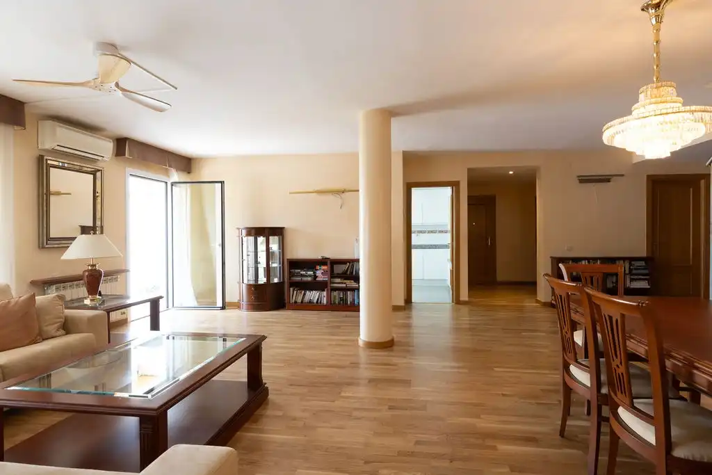 Wohnzimmer von Wohnung zur Miete in Sant Andreu de Llavaneres mit Schwimmbad