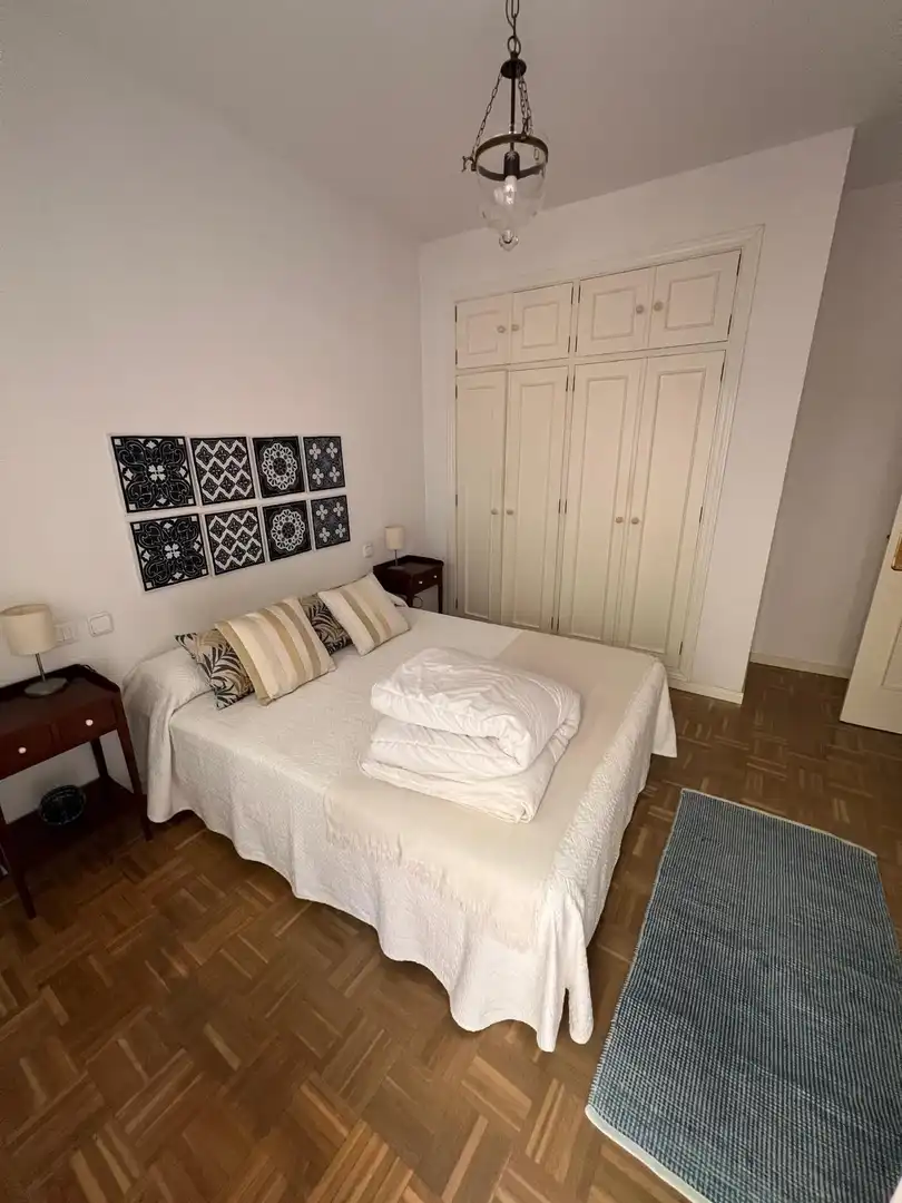Habitación de Piso de alquiler en Sevilla con Aire acondicionado y Amueblado