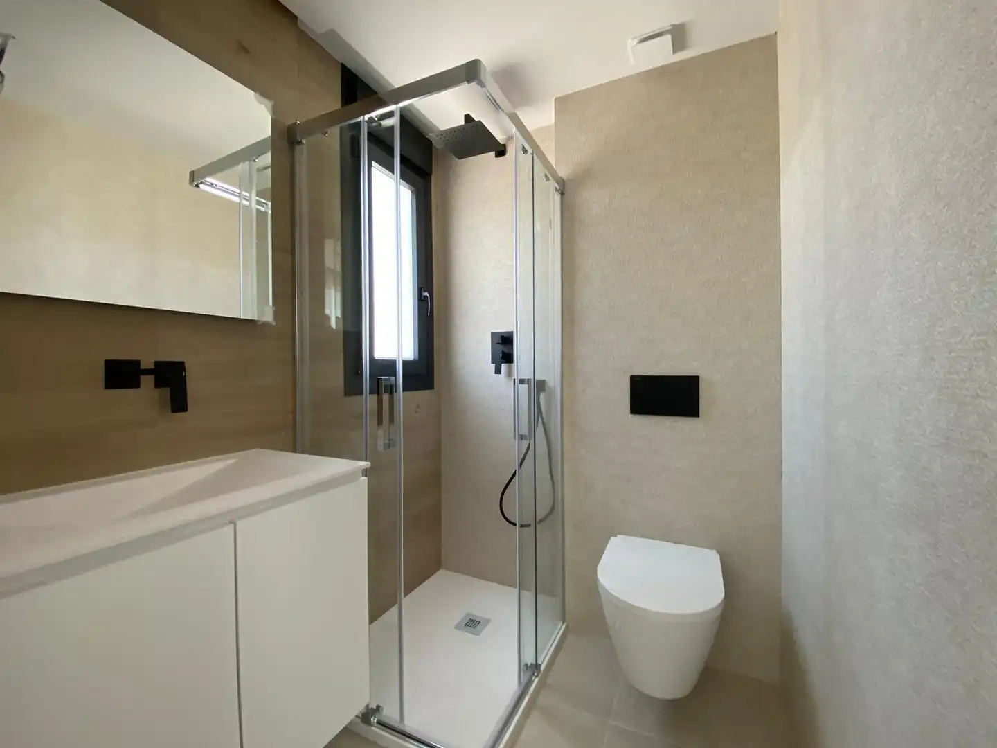 Bathroom of Houses for sale in El Verger  with Air Conditioner, Private garden and Terrace