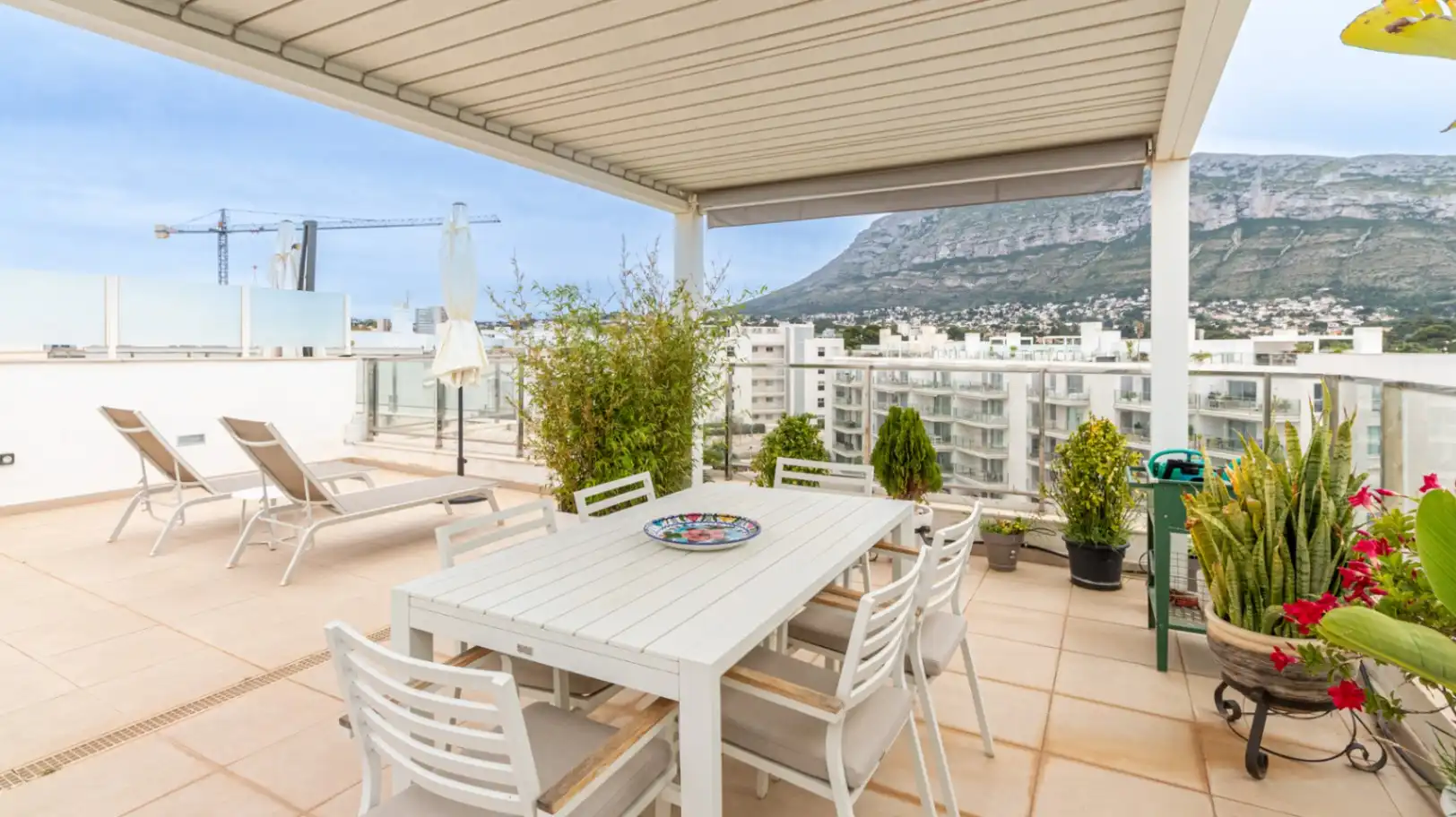 Terraza de Ático en venta en Dénia con Aire acondicionado, Calefacción y Jardín privado