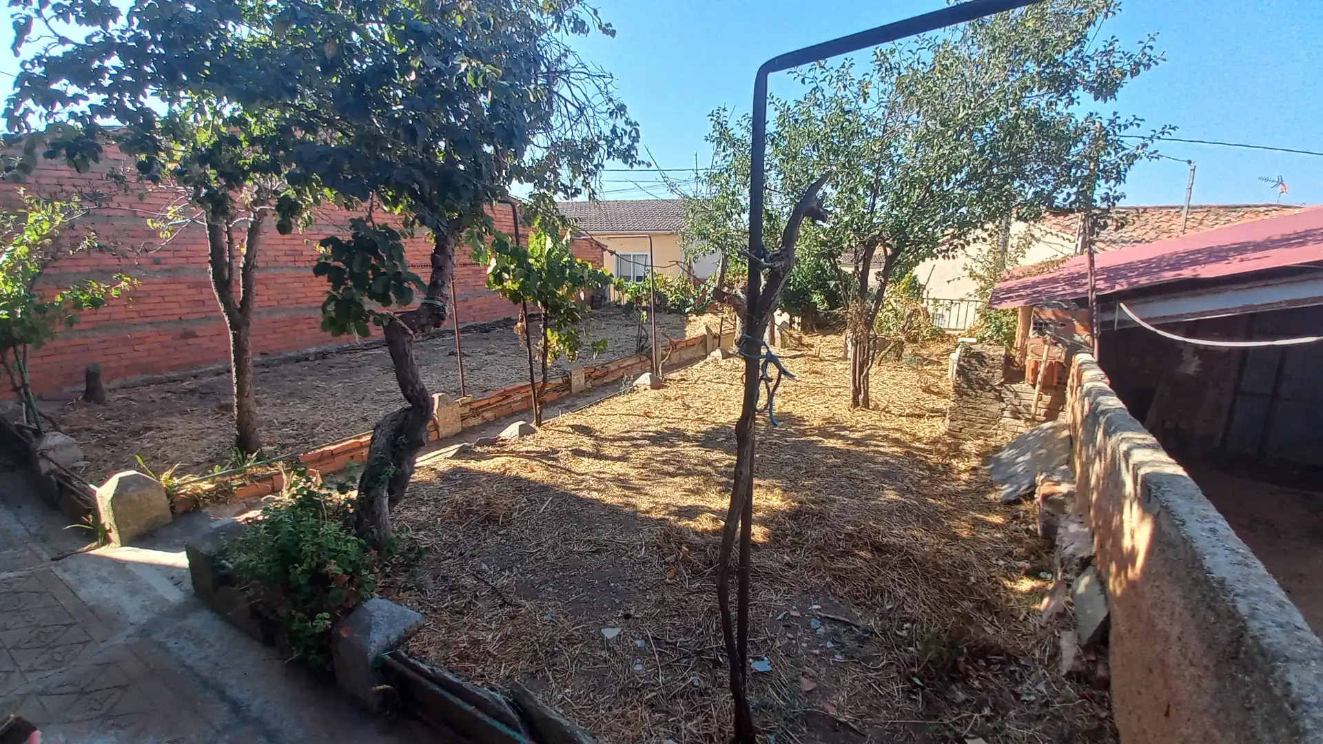 Houses for sale in Andavías