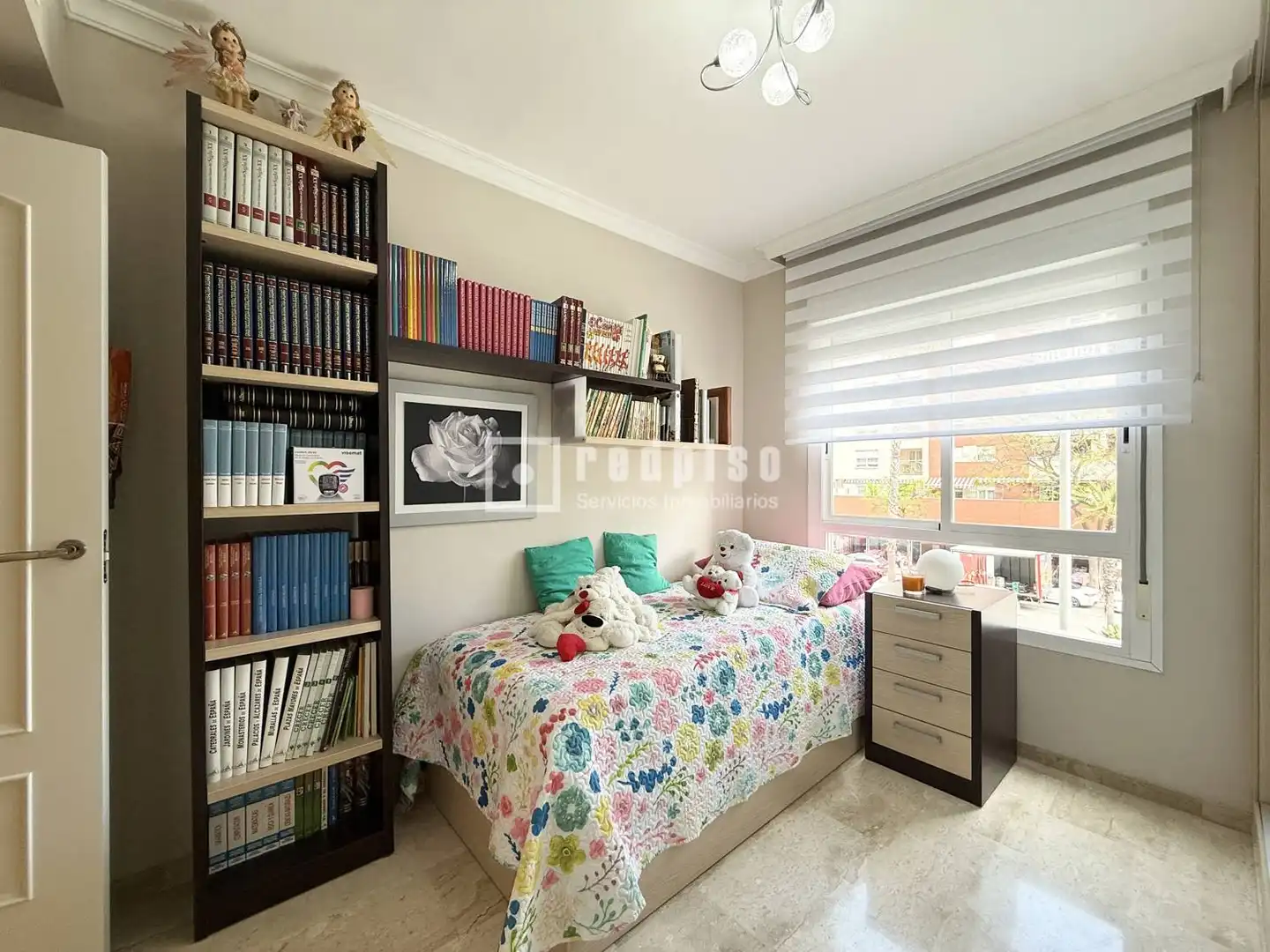 Habitación de Piso en venta en Málaga con Aire acondicionado, Calefacción y Jardín privado