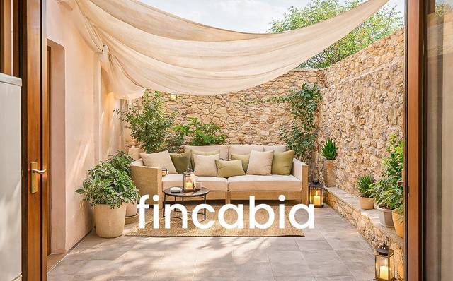 Casa-chalet en Venta en Centre