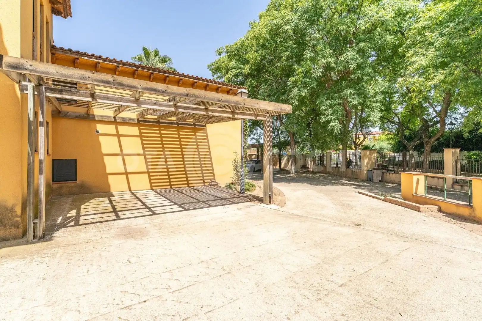Vista exterior de Dúplex en venta en Reus con Aire acondicionado, Calefacción y Jardín privado