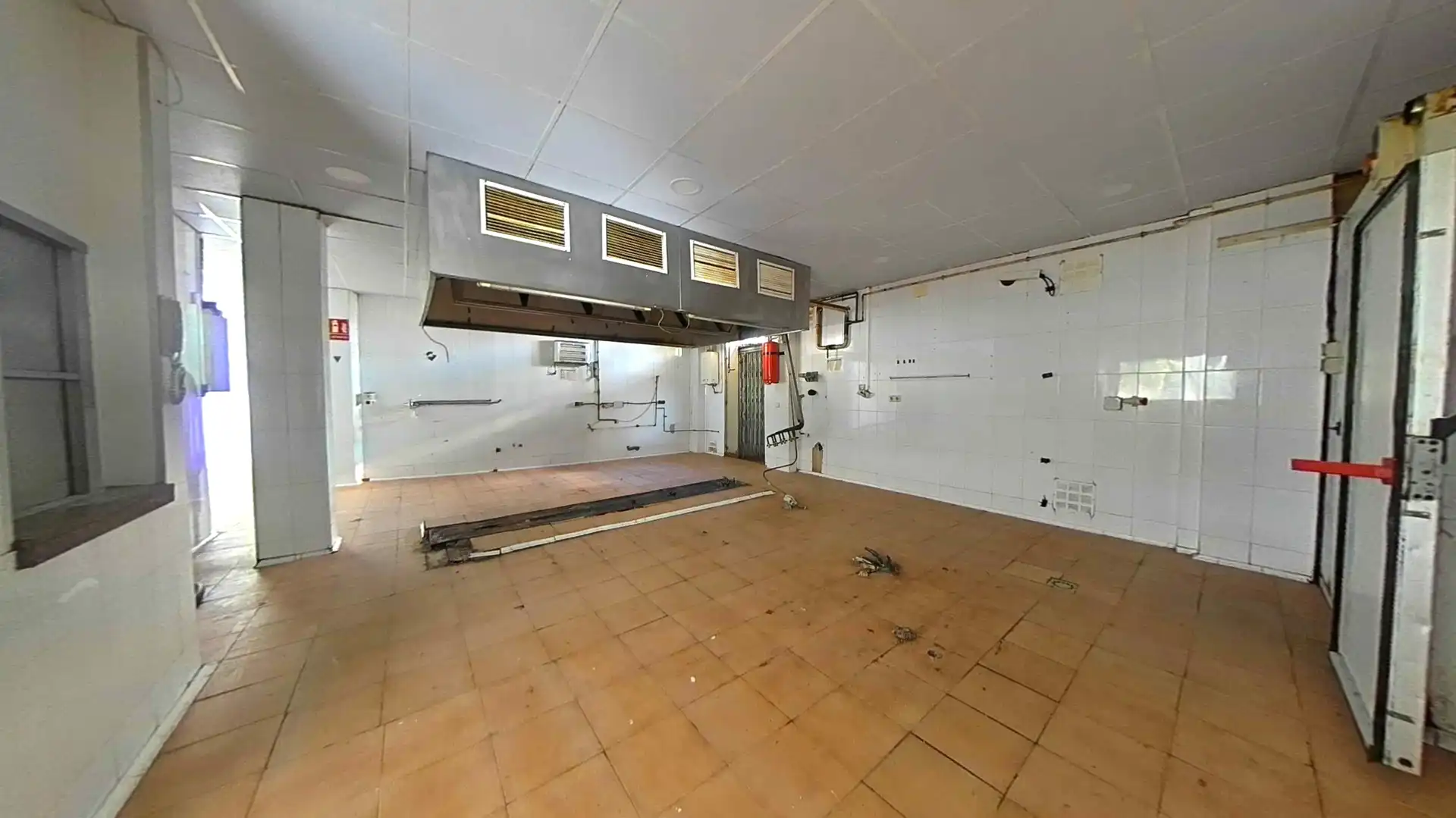 Local en venda a El Prat de Llobregat, Barcelona