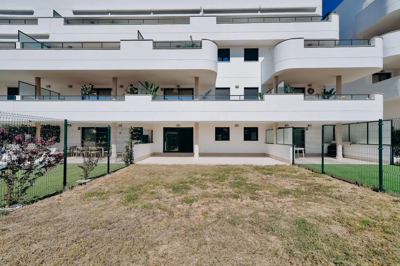 Exterior view of Apartments for sale in Estepona  with Terrace