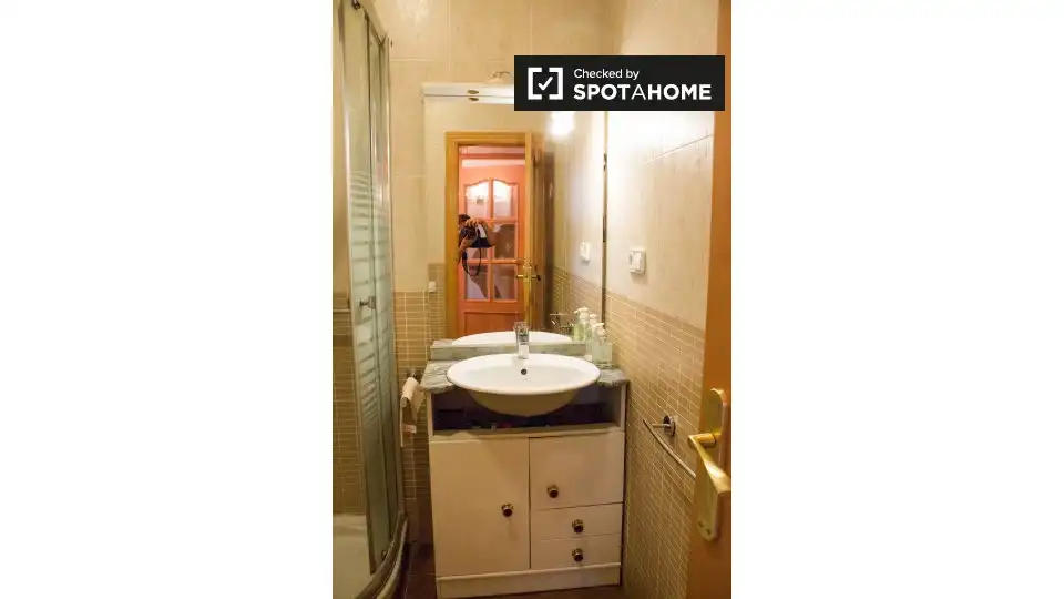 Room in El Clot