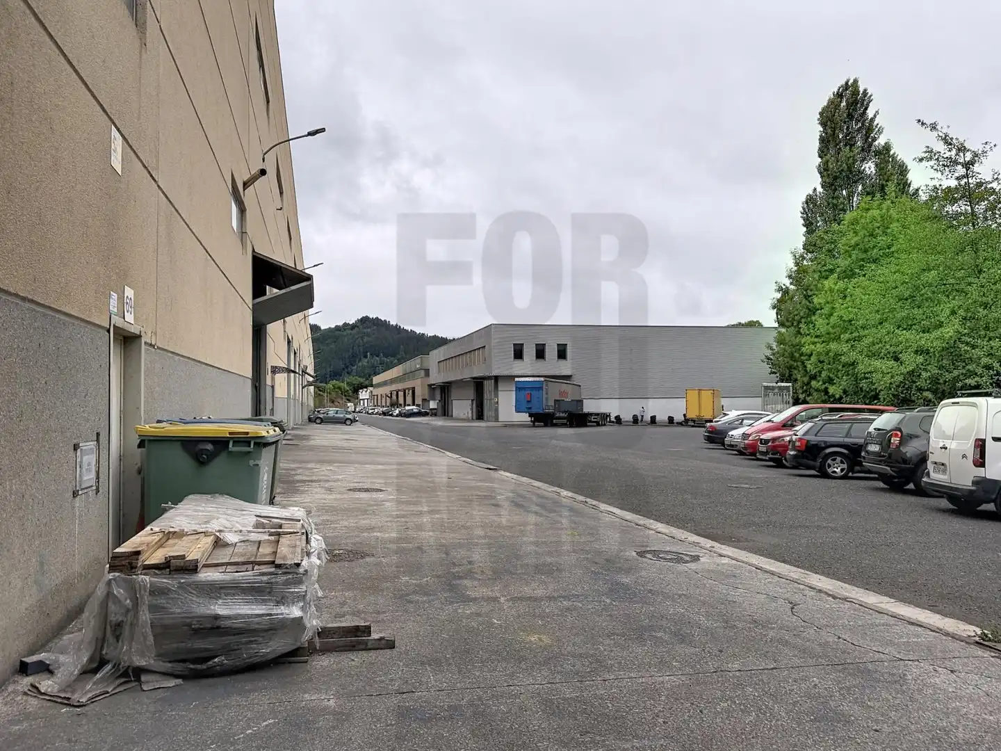 Exterior view of Industrial buildings for sale in Segura