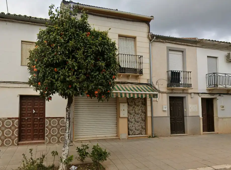 Vista exterior de Pis en venda en La Roda de Andalucía