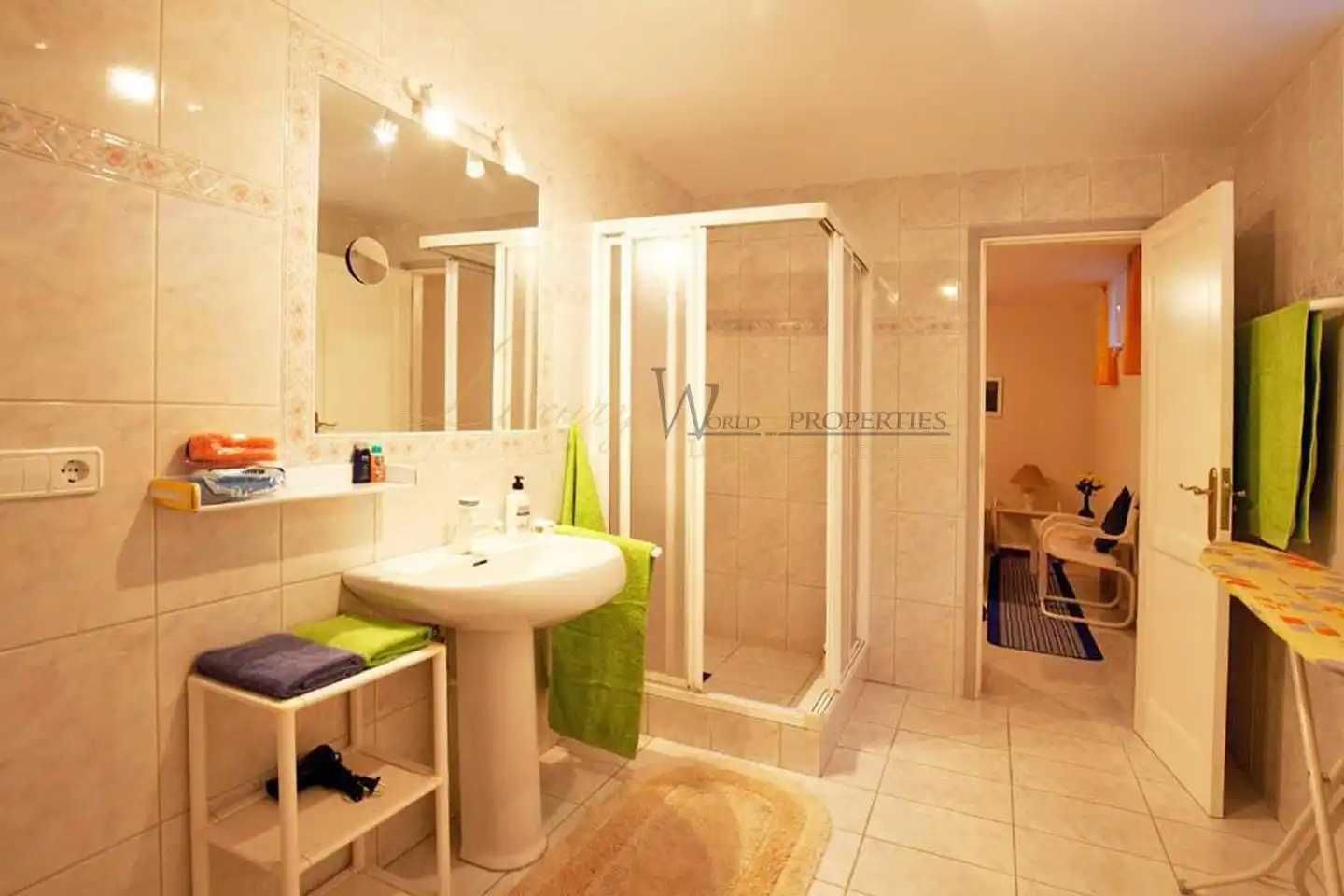 Adosado con piscina en venta en Kurt Konrad Mayer, imagen 22