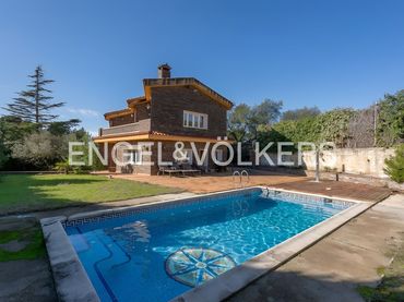 Casa con balcone in vendita a Òdena