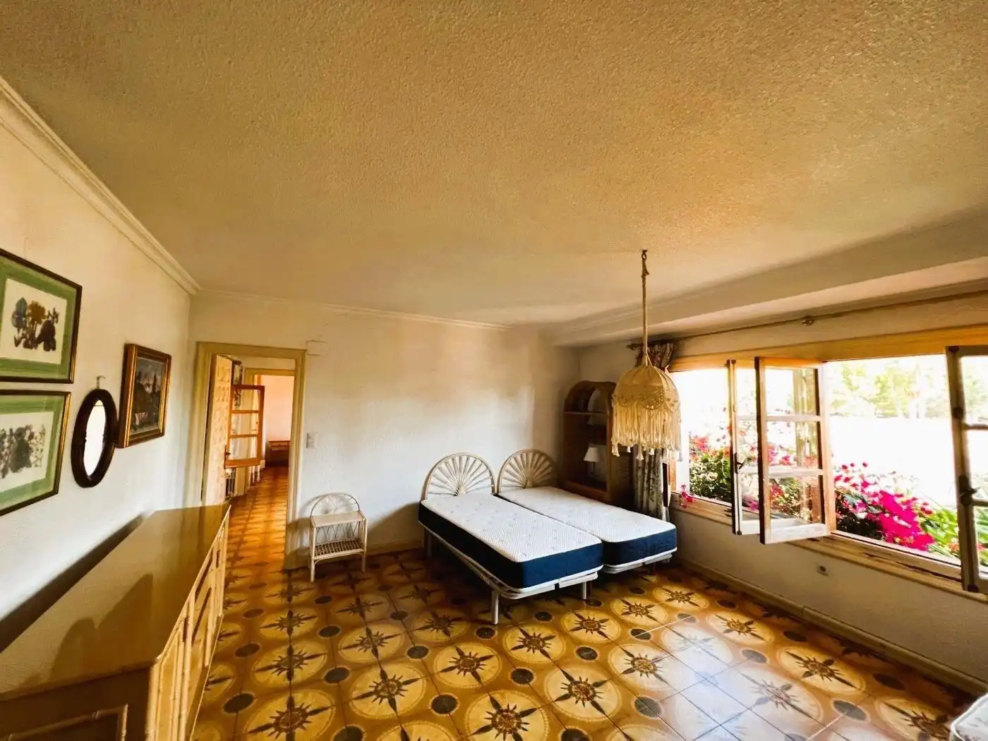 Schlafzimmer von Country house zum Verkauf in Novelda mit Klimaanlage, Heizung und Privatgarten