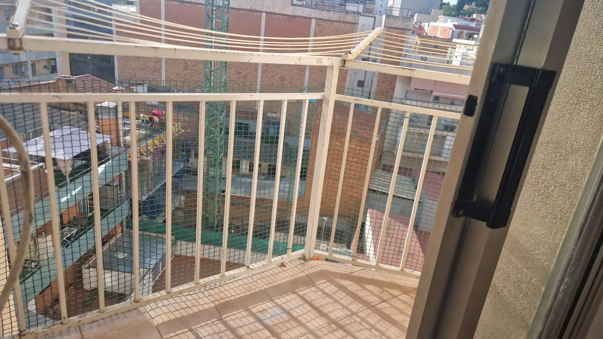 Terrasse von Wohnung zum Verkauf in Sant Boi de Llobregat mit Balkon und Alarm