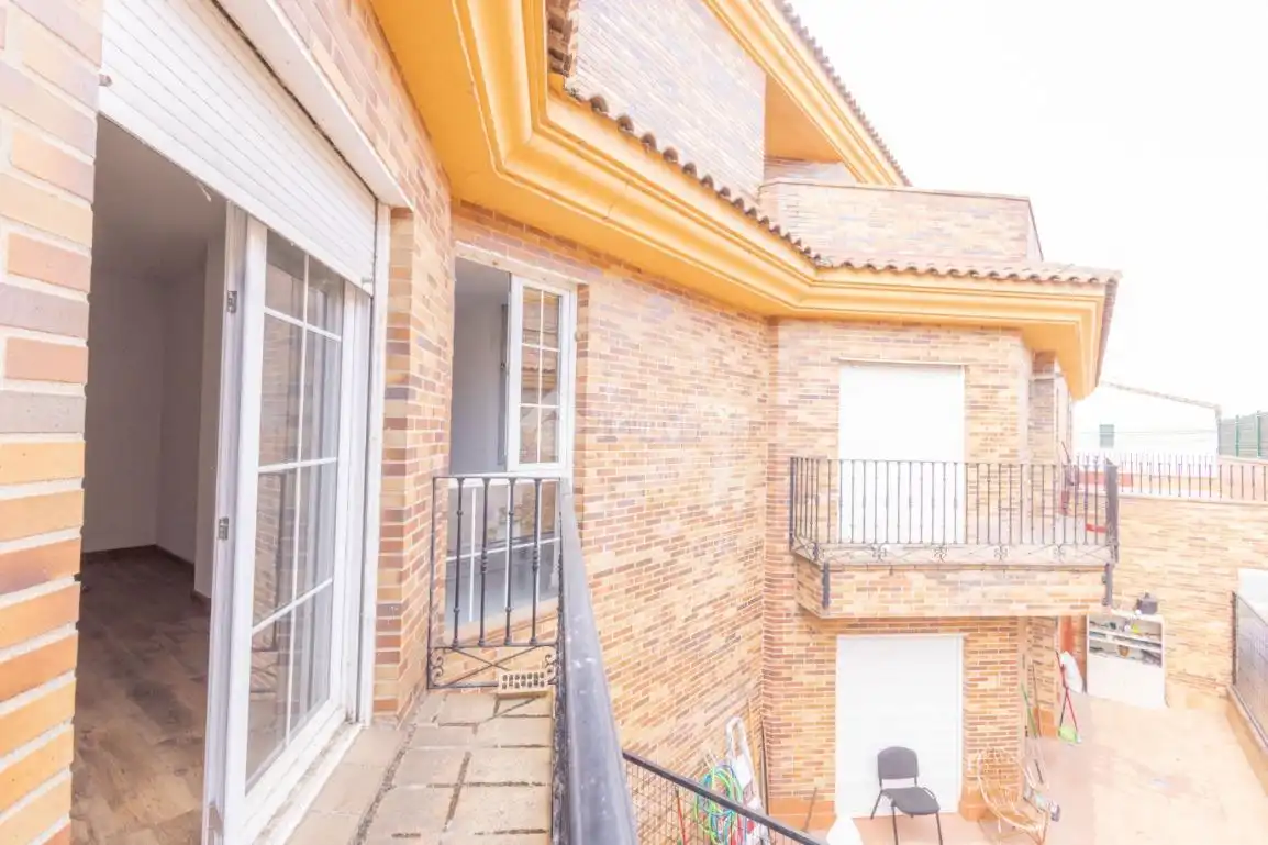 Vista exterior de Piso en venta en Babilafuente, Salamanca