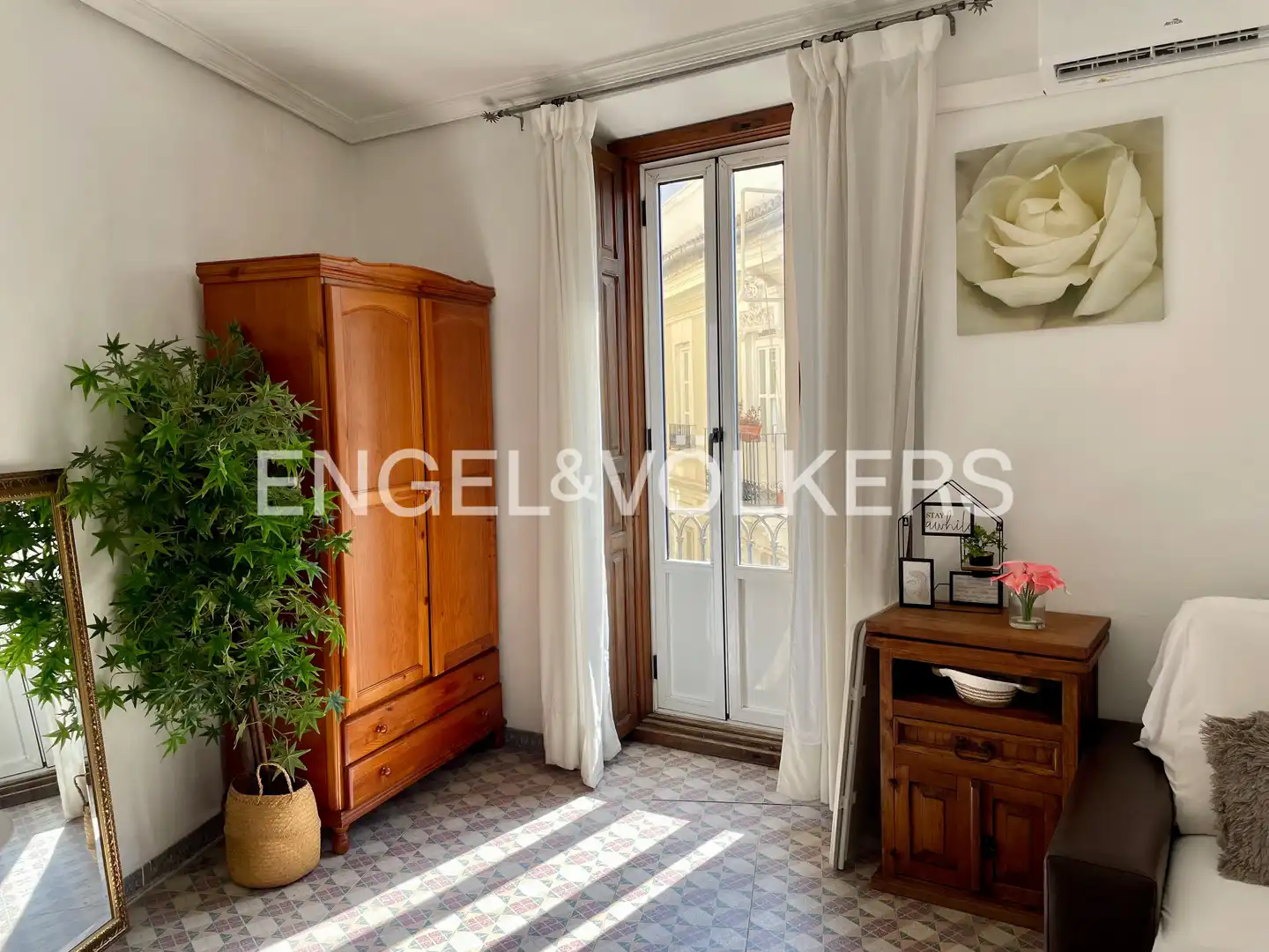 Sala de estar de Piso de alquiler en Valencia con Aire acondicionado, Calefacción y Balcón