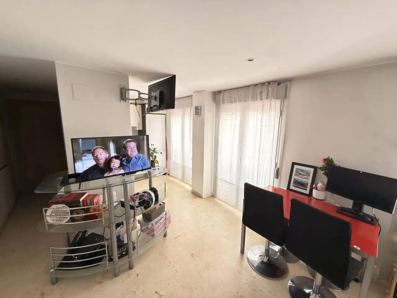 Sala d'estar de Pis en venda en Zaragoza amb Calefacció, Moblat i Balcó