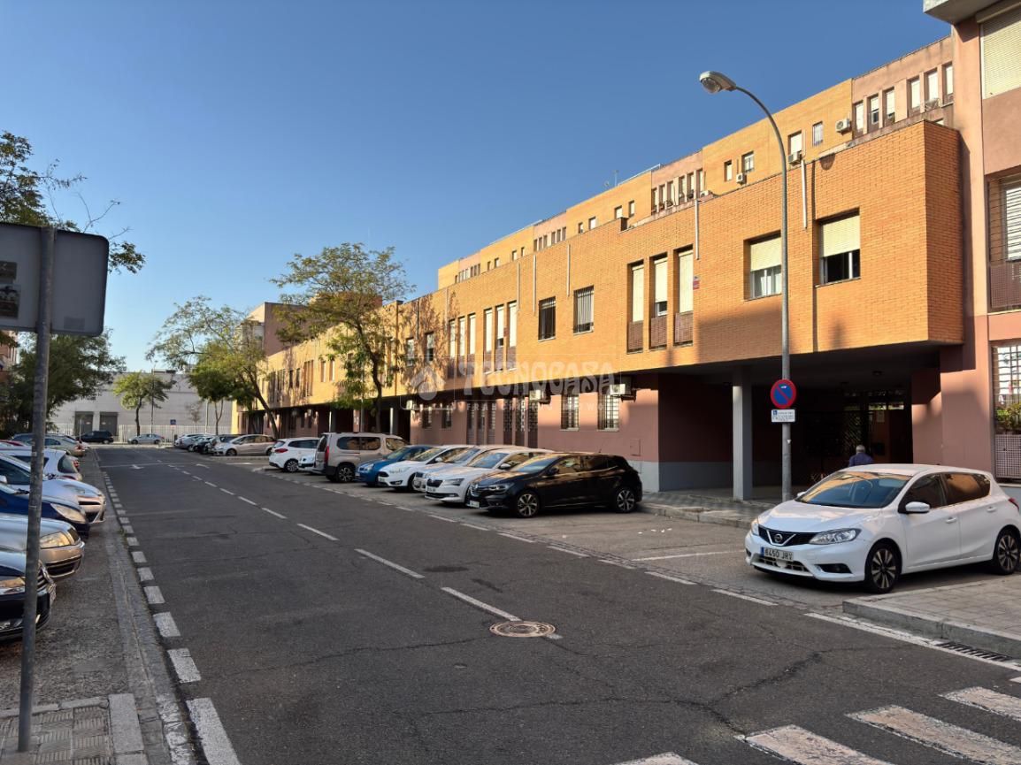 Exterior view of Flat for sale in  Sevilla Capital  with Air Conditioner and Balcony