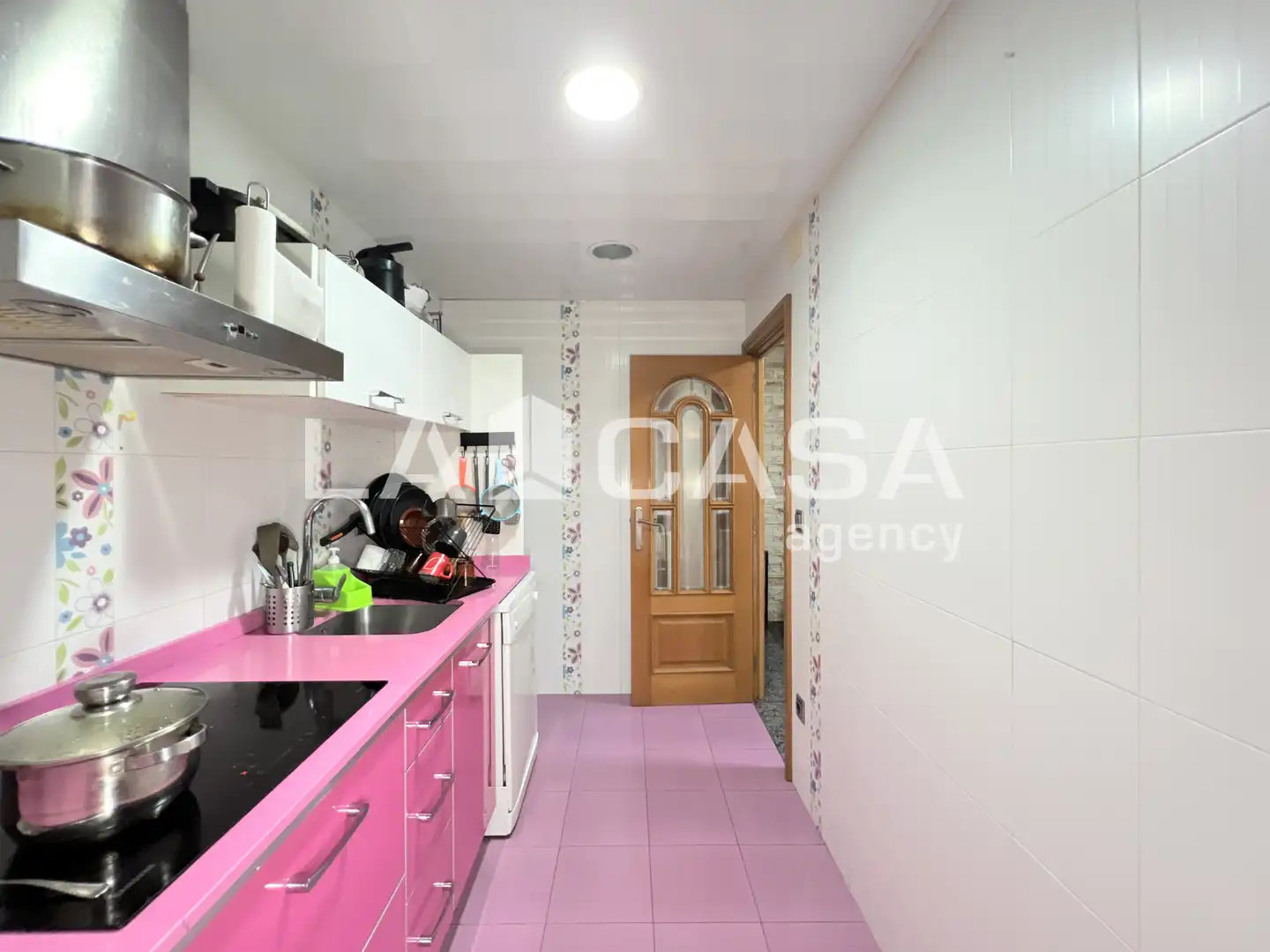 Kitchen of Flat for sale in Badalona