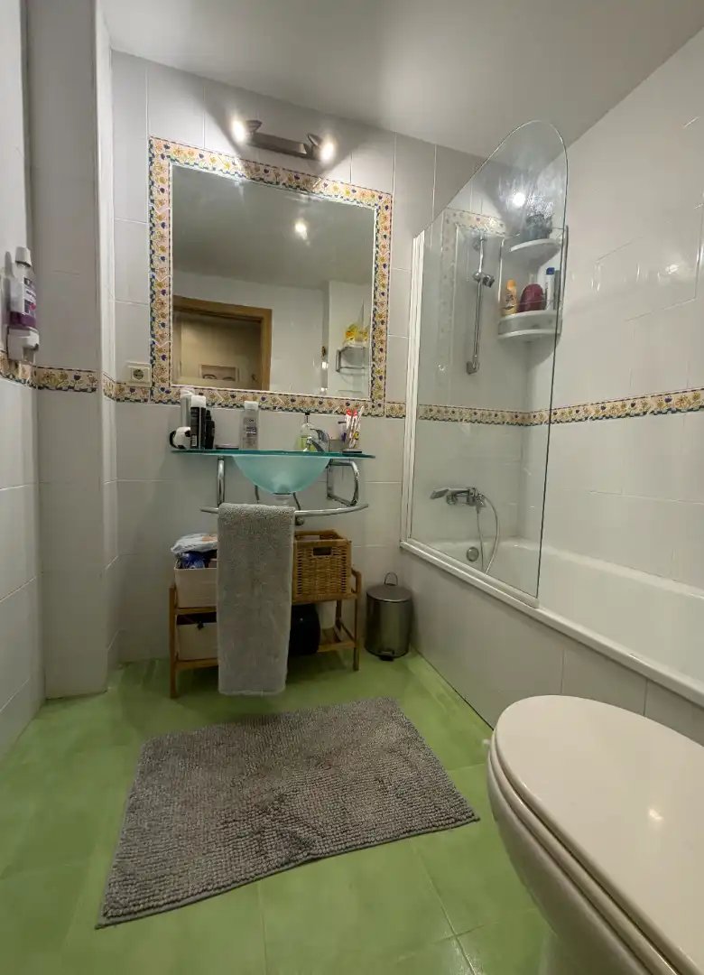 Baño de Piso en venta en Úbeda con Aire acondicionado, Calefacción y Trastero