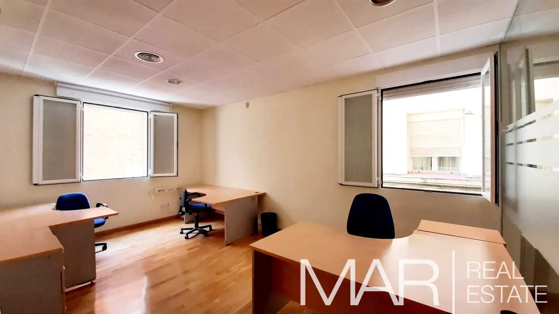 Büro zur Miete in Madrid mit Klimaanlage, Heizung und Möbliert