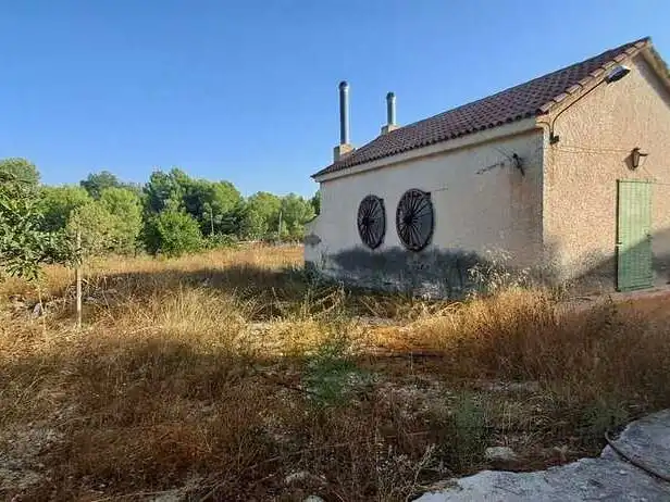 Country house for sale in Via Pecuaria 9