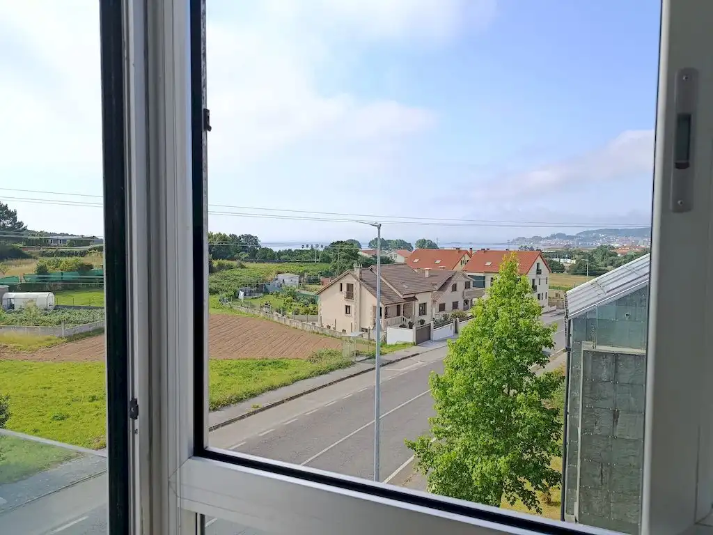 Vista exterior de Ático de alquiler en Ribeira con Terraza y Amueblado