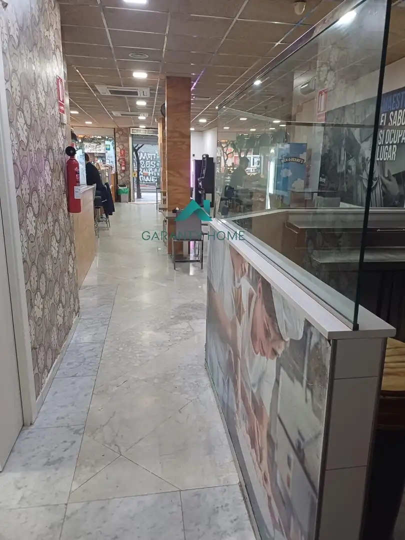 Local comercial en venda a Centro, imagen 2