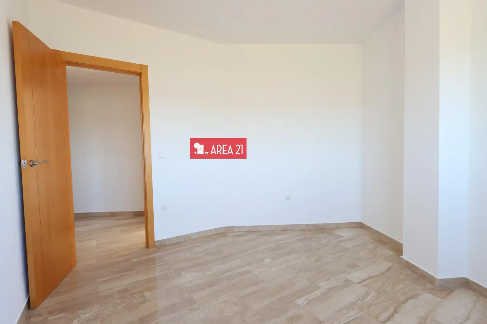 Duplexes for rent in La Pobla de Vallbona  with Balcony