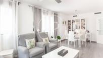 Living room of Flat for sale in  Valencia Capital  with Air Conditioner, Heating and Private garden