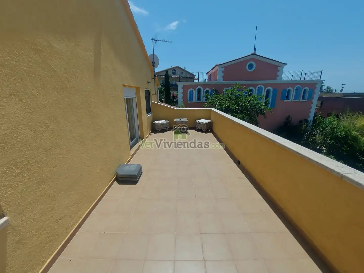 Terrassa de Casa o xalet en venda en Olivella amb Calefacció, Jardí privat i Parquet