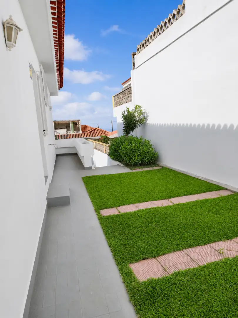 Terrassa de Casa o xalet en venda en Los Realejos amb Jardí privat, Terrassa i Moblat