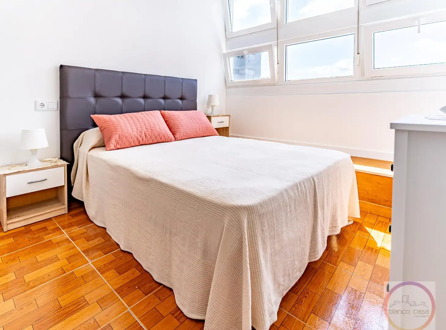 Habitación de Piso en venta en A Coruña Capital  con Calefacción y Amueblado