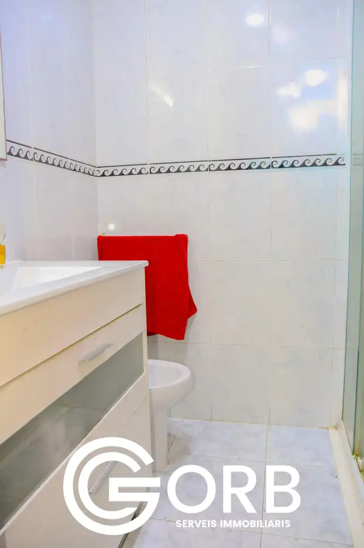 Planta baja en venta en Cerdanyola Sud