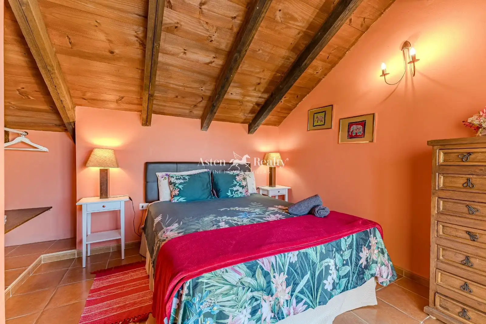 Habitación de Casa adosada en venta en San Miguel de Abona con Jardín privado, Terraza y Amueblado