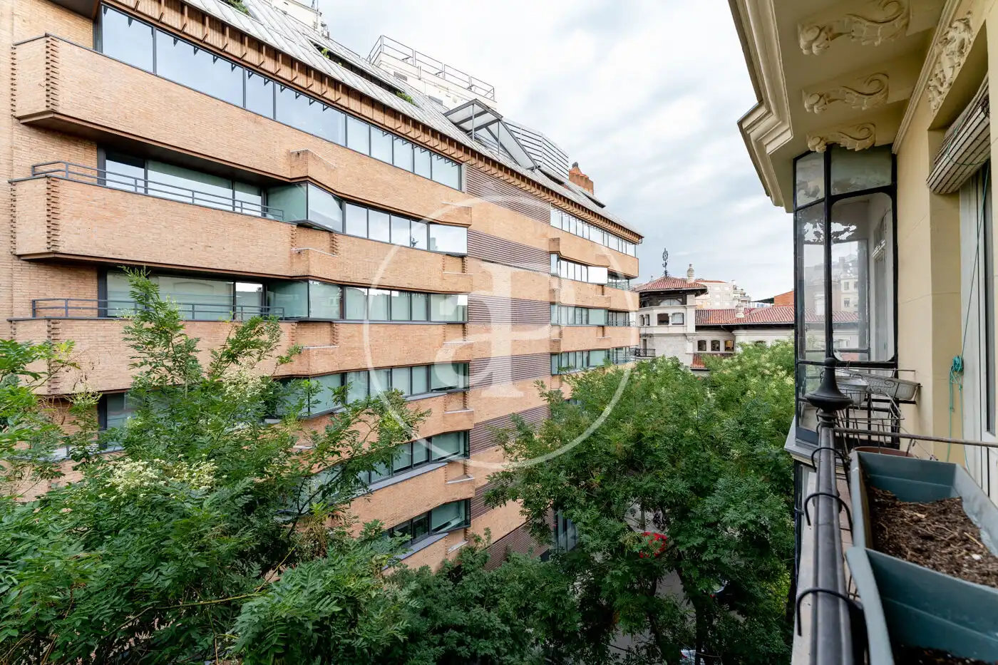 Vista exterior de Pis de lloguer en Madrid amb Calefacció, Traster i Balcó