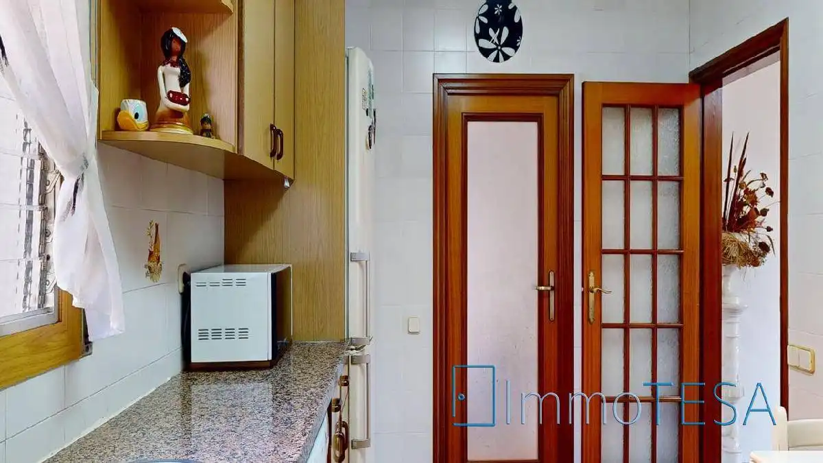 Cocina de Casa o chalet en venta en Barberà del Vallès con Aire acondicionado, Calefacción y Jardín privado