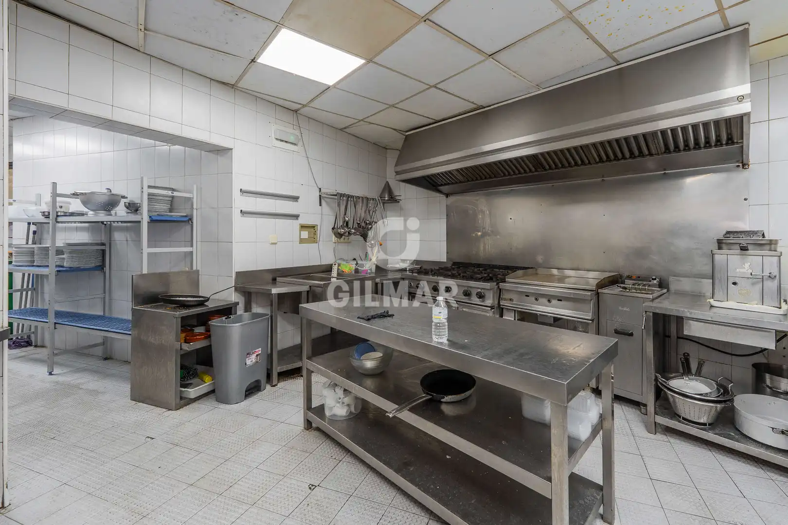 Cuina de Local en venda en Madrid amb Calefacció